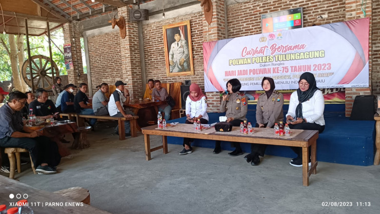 Dengar Aspirasi Warga Polres Tulungagung Gelar Curhat Bersama Polwan