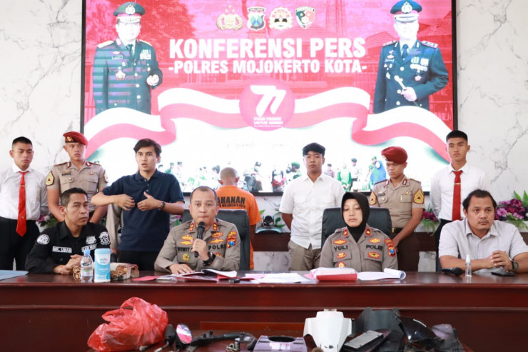 Polresta Mojokerto Berhasil Ungkap Pembunuhan dan Pelaku Begal 12 TKP
